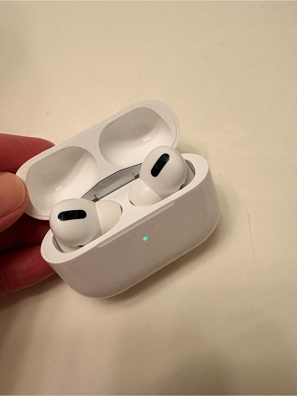 Apple AirPods Pro w/ Noise Canceling